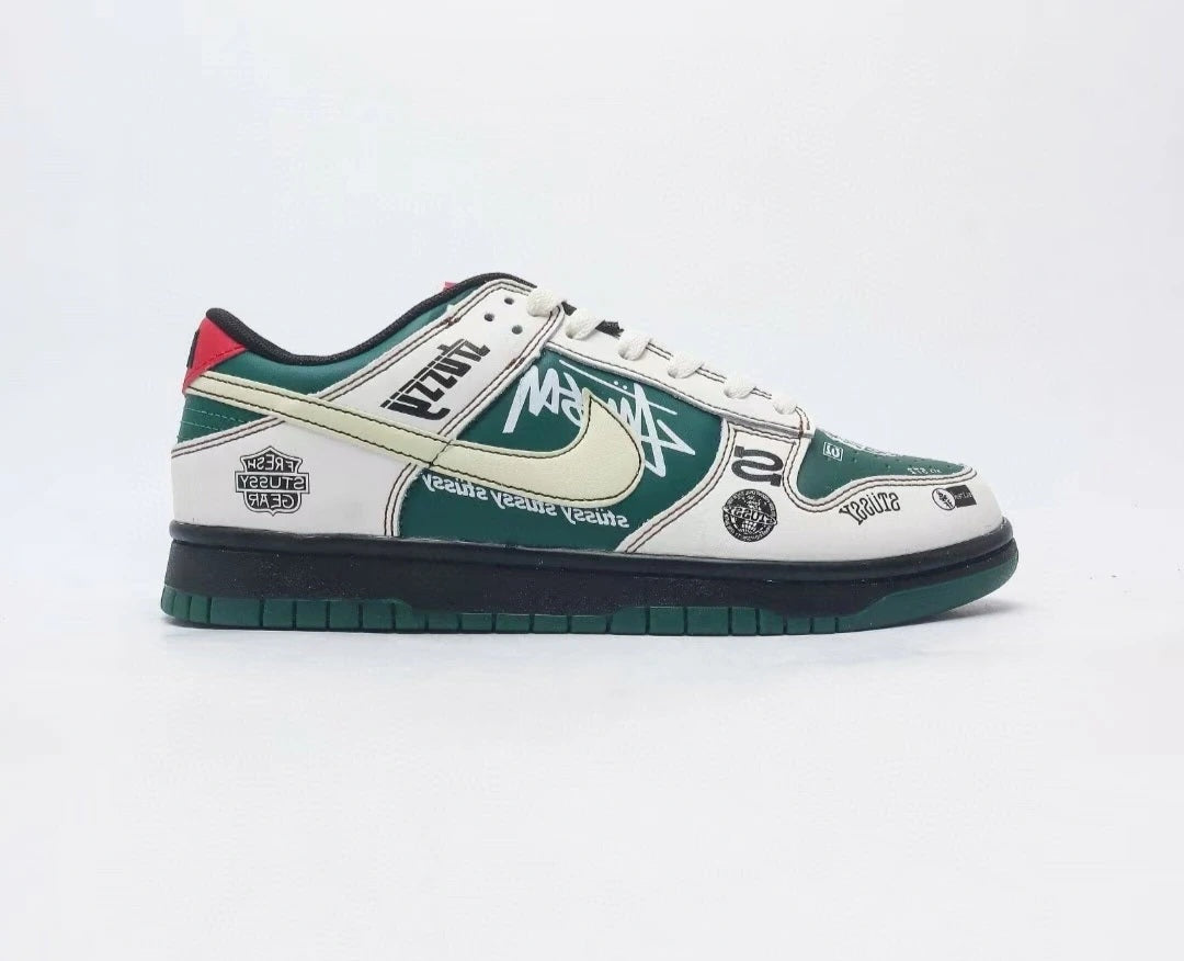 Nike SB Dunk Low x Stussy "BMW M3"