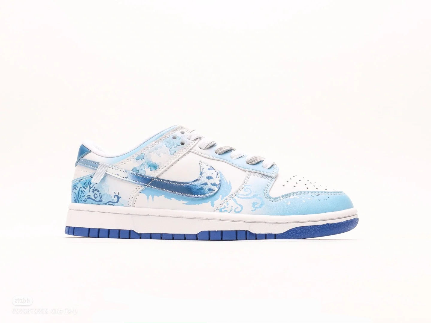 Nike SB Dunk Low "Dragon Prince".