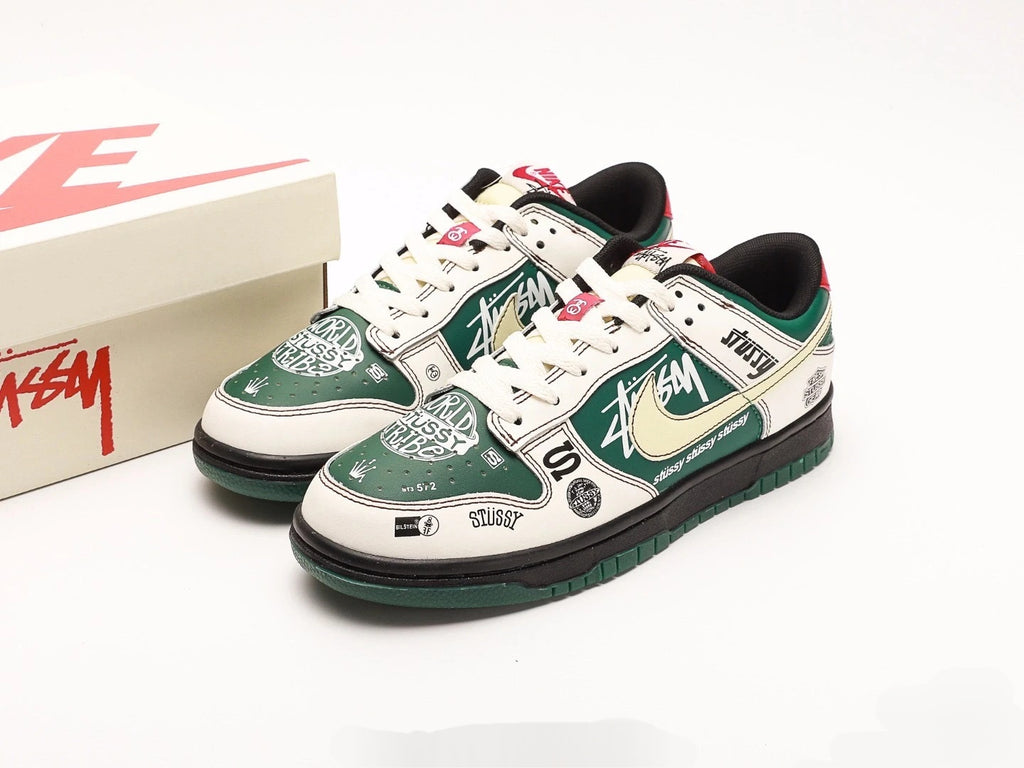 Nike SB Dunk Low x Stussy "BMW M3"